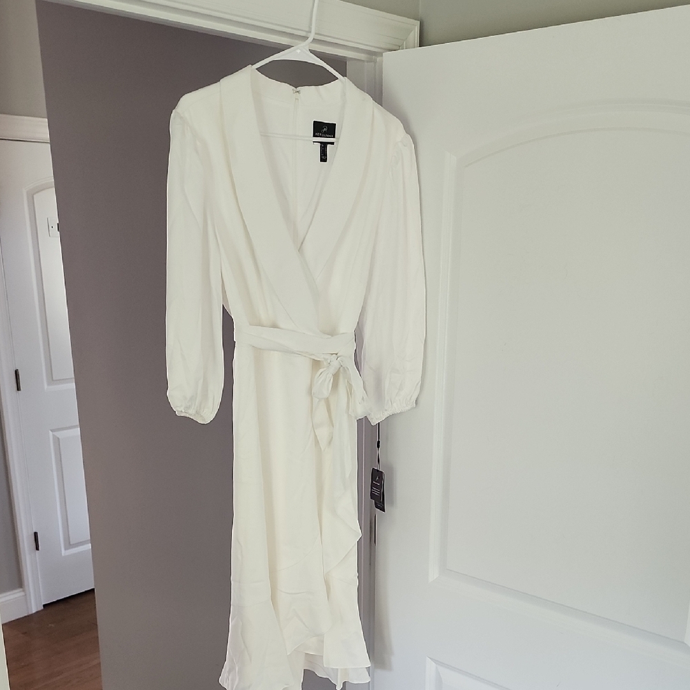 NWT!! Adrianna Papell Ivory Satin Crepe Faux Wrap Dress (18)